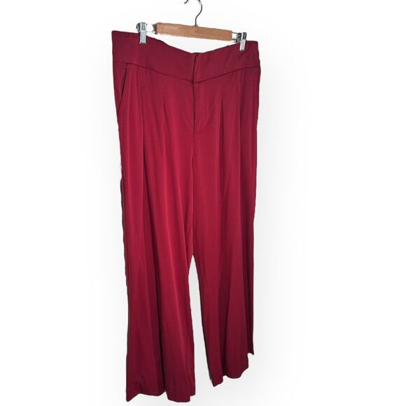 New TORRID Pleated Wide Leg Stretch Challis High-Rise Pants Red Baggy Relaxed - Picture 5 of 11